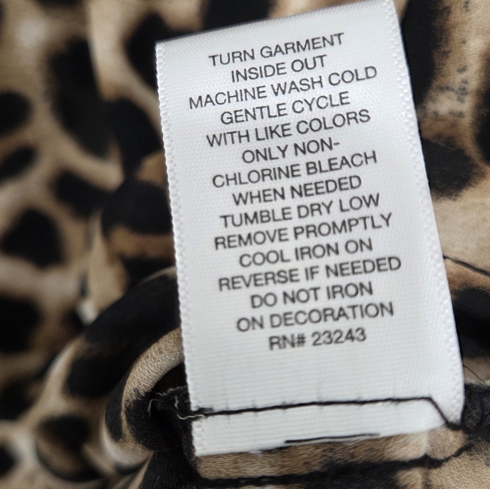 Soho Leopard Print Blouse Long Sleeve Sz M - Picture 9 of 11